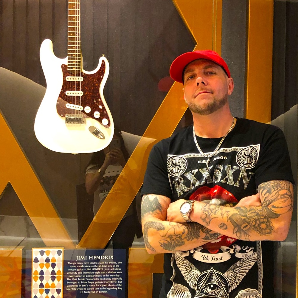 Meet your Posher, SHO